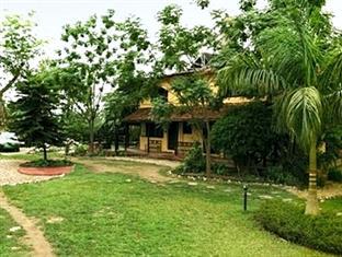 Hotel Sapana Village Lodge Chitwan Exterior foto